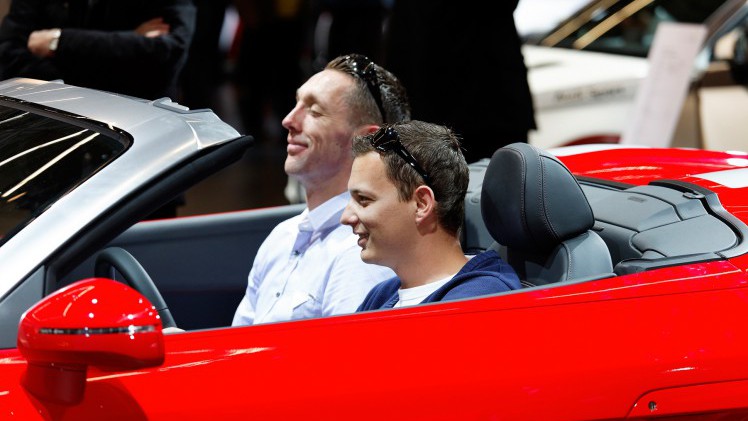 AutoVandaag viert in samenwerking met Athlon 100 jaar mobiliteit. In dit artikel staat AutoRAI centraal, de belangrijkste Nederlandse autobeurs die dateert van 1895.