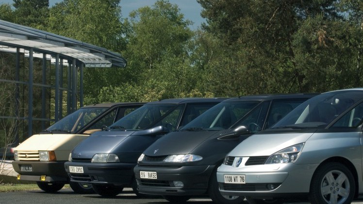 AutoVandaag viert in samenwerking met Athlon 100 jaar mobiliteit. In dit artikel staat de MPV centraal, ofwel de Multi Purpose Vehicle.