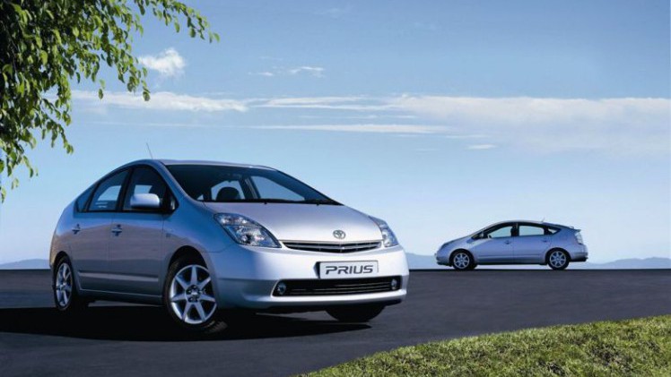 AutoVandaag viert in samenwerking met Athlon Car Lease 100 jaar mobiliteit. In dit artikel staat de opkomst van de elektrische auto centraal.
