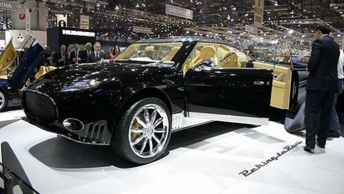 Met het failliet gaan van Saab lijkt het voortbestaan van Spyker Cars ook op losse schroeven te staan. Topman Viktor Muller denkt hier echter anders over en voorspelt de komende jaren een flinke groei