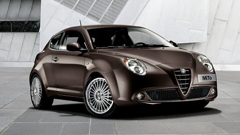 Alfa Romeo ziet ook toekomst in de TwinAir motor voor de MiTo. In Nederland is deze uitvoering belastingvrij. De Italiaan debuteert met tweecilinder op de IAA. Ook de 1.3 JTDm verschijnt in nieuwste c
