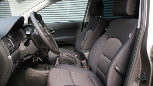 Ssangyong is in Nederland terug van weggeweest. De nieuwe importeur van het Koreaanse merk valt met de neus in de boter, nu de benzineversie van de nieuwe Korando en Actyon Sports pick-up gereed is vo