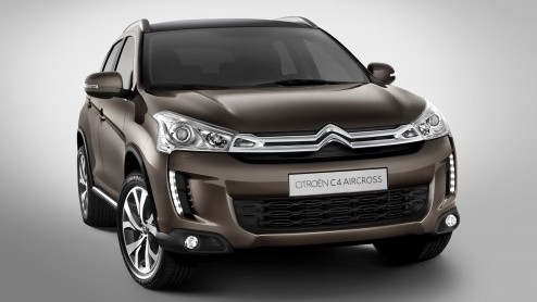 Citron heeft nu alle prijzen van de C4 Aircross op een rij. De compacte SUV - genspireerd op de Mitsubishi ASX - is verkrijgbaar in drie uitvoeren, met keuze uit een benzine- of dieselmotor. Alleen 