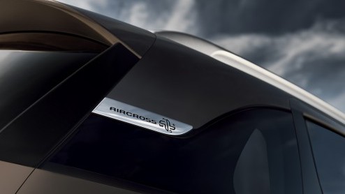 Citron heeft nu alle prijzen van de C4 Aircross op een rij. De compacte SUV - genspireerd op de Mitsubishi ASX - is verkrijgbaar in drie uitvoeren, met keuze uit een benzine- of dieselmotor. Alleen 