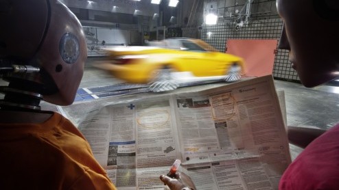 Binnenkort presenteert Mercedes-Benz de compleet nieuwe SL-Klasse. Meer dan ooit doet hij zijn typeaanduiding (SL staat voor Sport Leicht) eer aan. Het geheim: aluminium! In het voorjaar van 2012 komt