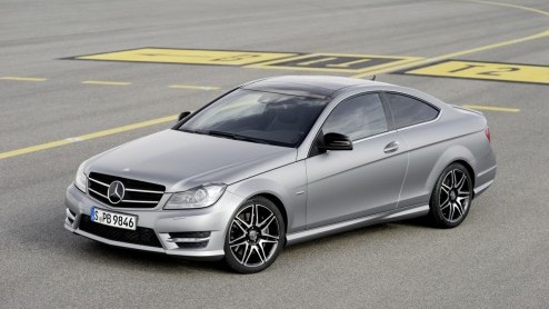 Is een C-Klasse Coup nog niet sportief genoeg? In de Mercedes-stallen staan de 250 Sport en 250 CDI Sport te trappelen van ongeduld, die technisch en optisch op scherp zijn gezet door de mannen van A