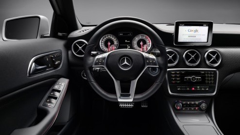 De nieuwe A-Klasse is vanaf vandaag te bestellen. Alle reden voor Mercedes-Benz om de prijzen bekend te maken. Vanaf september staat hij bij de dealer vanaf 28.995 euro. Verschillende motoren zijn zui