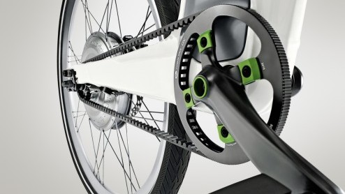 Smart kennen we natuurlijk vooral van de fortwo stadsauto, maar het merk heeft ook een elektrische fiets op de planning staan. Het debuut van de e-bike vindt deze week plaats tijdens in de Bijenkorf. 