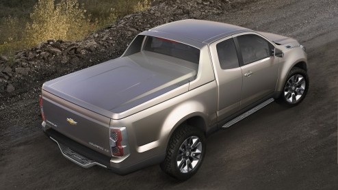 Tussen het offensief nieuwe Chevrolet-modellen vinden we een vreemde (lees: stoere) eend in de bijt. Het is de Chevrolet Colorado show truck, een robuuste voorbode voor het productiemodel die nog dit 