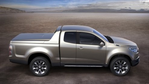 Tussen het offensief nieuwe Chevrolet-modellen vinden we een vreemde (lees: stoere) eend in de bijt. Het is de Chevrolet Colorado show truck, een robuuste voorbode voor het productiemodel die nog dit 