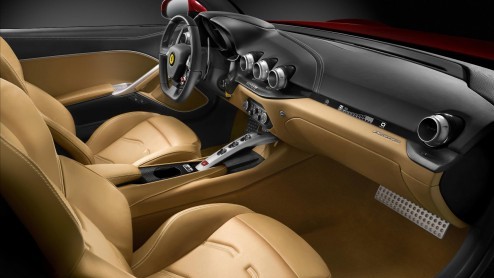 Vooruitlopend op de Autosalon van Genve heeft Ferrari vandaag de F12berlinetta getoond op haar eigen website. De onthulling luidt de periode van een nieuwe generatie twaalfcilindermodellen n de snel