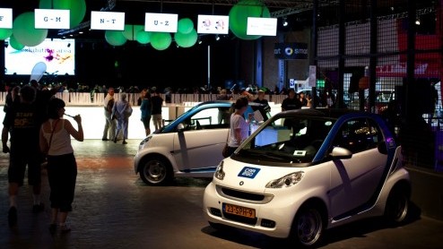Vorige week zag het in Antwerpen zwart van de smarts. De Vlaamse havenstad was tijdelijk het epicentrum van het grootste smart-feest ter wereld: smart times. Bijna 1600 fans uit meer dan 25 verschille