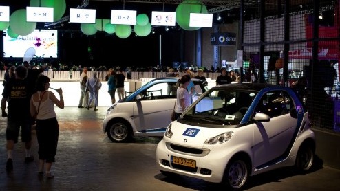 Vorige week zag het in Antwerpen zwart van de smarts. De Vlaamse havenstad was tijdelijk het epicentrum van het grootste smart-feest ter wereld: smart times. Bijna 1600 fans uit meer dan 25 verschille