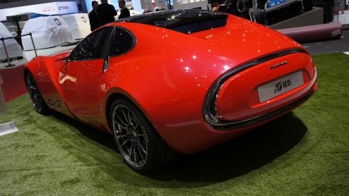 Tussen de honderden gepresenteerde auto's op de Autosalon van Genve 2012 zitten heel wat sportieve n/of vreemde snuiters. Bekijk hier de fotogalerij en geniet. Of oordeel zelf.