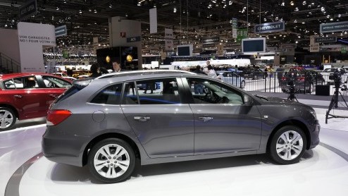 Ook dit jaar is de Autosalon van Genve weer de moeite waard, met vele primeurs, bijzondere concept cars, veel show en dat allemaal onder een relatief compact dak. Welke belangrijkste nieuwkomers zijn