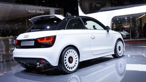 Ook dit jaar is de Autosalon van Genve weer de moeite waard, met vele primeurs, bijzondere concept cars, veel show en dat allemaal onder een relatief compact dak. Welke belangrijkste nieuwkomers zijn