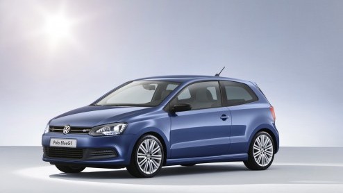 Een van de vele nieuwkomers in Genve is de Polo BlueGT. Met 140 pk en een uitstoot van 108g/km zowel sportief als milieuvriendelijk. Daarmee kun je dus tot 2014 zonder wegenbelasting rondrijden.