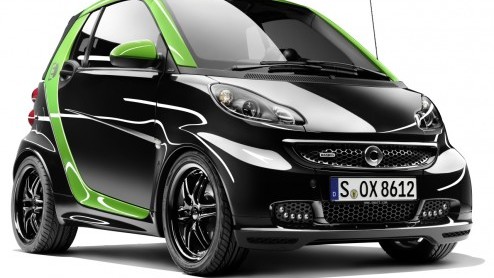Als de mannen van BRABUS een gewone smart onder handen kan nemen, moet een elektrische variant ook wel lukken. De Duitsers hebben zichzelf uitgedaagd en zowel aan de looks als techniek gesleuteld.