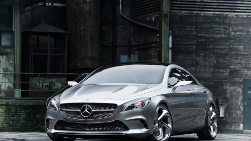 Volgende week presenteert Mercedes-Benz op de autotentoonstelling in Peking een vrijwel productierijp studiemodel, de Concept Style Coup. De auto is een voorbode van de nieuwe vierdeurscoup die geba