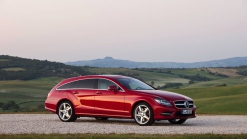 De Mercedes-Benz CLS Shooting Brake is onderweg naar Nederland en staat vanaf oktober bij de dealer. Hij is vanaf nu te bestellen vanaf 71.500 euro.
