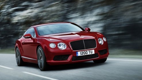 Bentley heeft een nieuwe V8 voor de Continental GT en GTC gereed. Het is een 4.0 liter motor met twee turbo's, geleend van Audi, maar vakkundig aangepast. Resultaat? 507 pk en 660 Nm, maar ook relatie