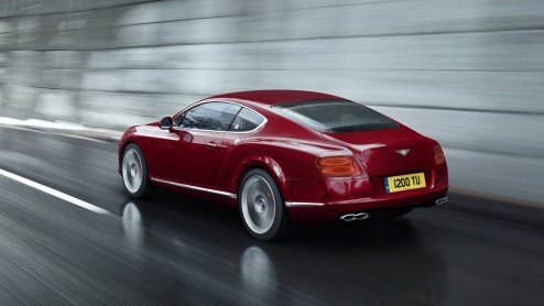 Het naderend einde van 2011 is een goed moment om terug te blikken. Wat hebben de automerken ons dit jaar zoal gebracht? En wat zit er voor 2012 allemaal in het vat? Een overzicht van Alfa Romeo tot e