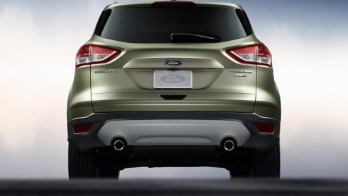 Ford heeft de Escape vandaag officieel onthuld en dat betekent een realistisch kijkje in de keuken van 'onze' nieuwe Kuga! Momenteel debuteert het model in LA, in maart staat-ie in Europese spotlights