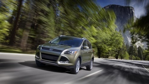 Ford heeft de Escape vandaag officieel onthuld en dat betekent een realistisch kijkje in de keuken van 'onze' nieuwe Kuga! Momenteel debuteert het model in LA, in maart staat-ie in Europese spotlights