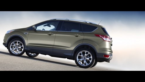 Ford heeft de Escape vandaag officieel onthuld en dat betekent een realistisch kijkje in de keuken van 'onze' nieuwe Kuga! Momenteel debuteert het model in LA, in maart staat-ie in Europese spotlights