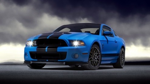 Voor 2012 heeft Ford de Mustang vernieuwd. Reikhalzend kijken we uit naar de topper van de reeks, de Shelby GT 500 met geen 500, maar 650(!) pk. Goedemorgen!