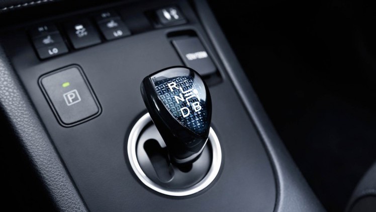 Vergelijking Peugeot 308 SW en Toyota Auris TS hybrid, beiden zakelijk te rijden met 14% bijtelling.