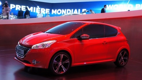 Ook dit jaar is de Autosalon van Genve weer de moeite waard, met vele primeurs, bijzondere concept cars, veel show en dat allemaal onder een relatief compact dak. Welke belangrijkste nieuwkomers zijn