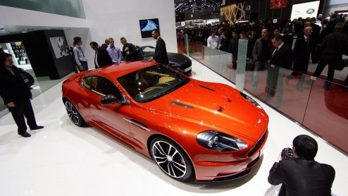 Tussen de honderden gepresenteerde auto's op de Autosalon van Genve 2012 zitten heel wat sportieve n/of vreemde snuiters. Bekijk hier de fotogalerij en geniet. Of oordeel zelf.