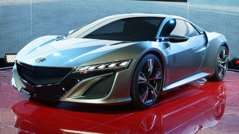 Tussen de honderden gepresenteerde auto's op de Autosalon van Genve 2012 zitten heel wat sportieve n/of vreemde snuiters. Bekijk hier de fotogalerij en geniet. Of oordeel zelf.
