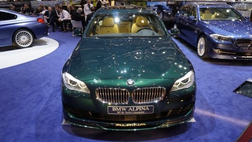 Tussen de honderden gepresenteerde auto's op de Autosalon van Genve 2012 zitten heel wat sportieve n/of vreemde snuiters. Bekijk hier de fotogalerij en geniet. Of oordeel zelf.