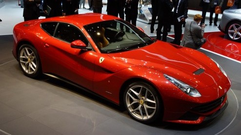Ook dit jaar is de Autosalon van Genve weer de moeite waard, met vele primeurs, bijzondere concept cars, veel show en dat allemaal onder een relatief compact dak. Welke belangrijkste nieuwkomers zijn
