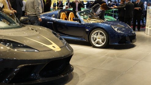 Tussen de honderden gepresenteerde auto's op de Autosalon van Genve 2012 zitten heel wat sportieve n/of vreemde snuiters. Bekijk hier de fotogalerij en geniet. Of oordeel zelf.