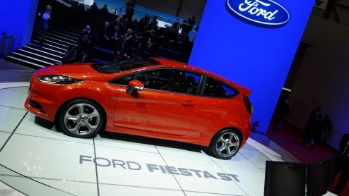 Ook dit jaar is de Autosalon van Genve weer de moeite waard, met vele primeurs, bijzondere concept cars, veel show en dat allemaal onder een relatief compact dak. Welke belangrijkste nieuwkomers zijn