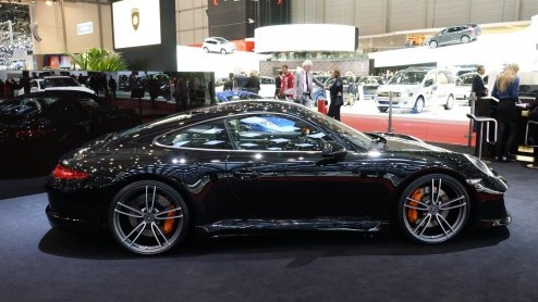Tussen de honderden gepresenteerde auto's op de Autosalon van Genve 2012 zitten heel wat sportieve n/of vreemde snuiters. Bekijk hier de fotogalerij en geniet. Of oordeel zelf.