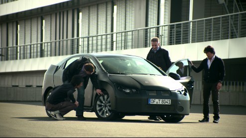 De nieuwe Honda Civic komt er aan. Honda trekt op de IAA Franfurt in september het doek er af. De vijfdeurs is speciaal voor Europa ontwikkeld en verschijnt begin 2012 in de showroom.