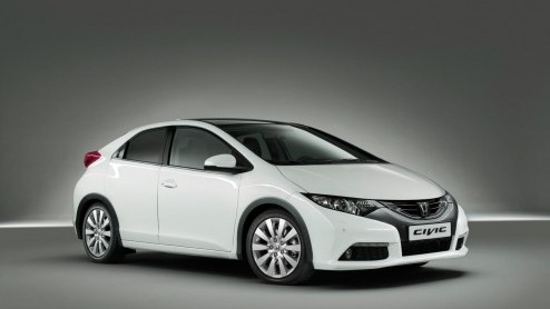Honda heeft de nieuwe Civic onthuld; stiller, ruimer en zuiniger dan ooit. Begin 2012 komt hij (alleen als vijfdeurs) op de markt. Een nieuwe kleinere diesel volgt eind 2012.