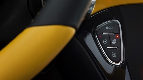 In Lissabon maken we momenteel kennis met de nieuwe Opel Adam. Hoe zijn de eerste kilometers bevallen? Vandaag alvast een eerste rij-indruk met wat extra details over de toekomst van Adam. Er zit nog 
