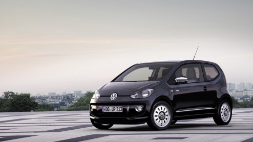 Volkswagen heeft groot nieuws vandaag. Met de nieuwe Up! bestormt het merk het populaire A-segment, zoals de Lupo dat ooit ook deed. Begin 2012 staat-ie al bij de dealer, met voorbeeldige CO2-cijfer