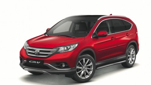 Honda levert voor de nieuwe CR-V allerlei accessoires die de kersverse SUV nog sportiever over stoerder de weg op stuurt. De importeur heeft verschillende pakketten samengesteld om gemakkelijk een keu