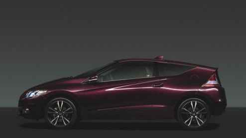 Tegelijkertijd met de introductie van de zuinige diesel voor de Civic liet Honda ons ook kennismaken met de vernieuwde CR-Z. De kleine sportcoup met hybride-aandrijving kreeg een nieuw neusje en  no