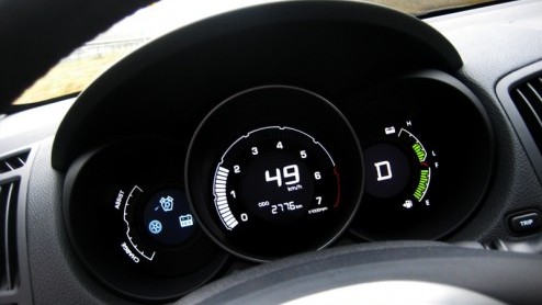 Het is waarschijnlijk de meest exclusieve Kia in Nederland, maar dat is niet waar het om draait. De Kia Forte Hybrid LPi is de eerste in serie geproduceerde autogashybride! Ook al komt de zeer CO2-vri