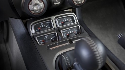 De Chevrolet Camaro is van oorsprong een echte Amerikaanse muscle car. Chevrolet Nederland gaat de auto nu ook officieel leveren in ons land. Er zijn echter wel wat aanpassingen gedaan om de auto in E