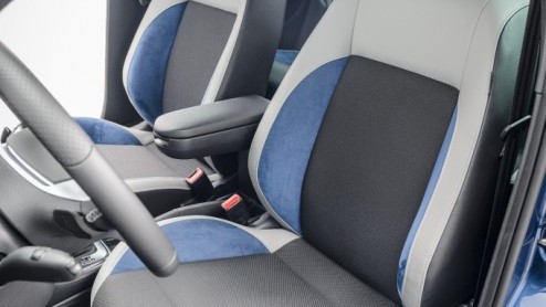Volkswagen slaat met de Polo BlueGT een sportief bruggetje tussen de 1.2 TSI en de GTI. Geheel tegen onze verwachting in is die nieuwe BlueGT met z'n 140 pk sterke 1.4 TSI ook nog de zuinigste Polo op