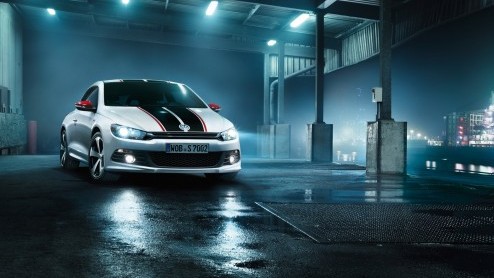 In Leipzig laat Volkswagen zich weer van de sportieve kant zien. Op de autotentoonstelling aldaar is zowel de (Passat) CC R-Line als de Scirocco GTS met 210 pk present. Beide autos verschijnen eind d