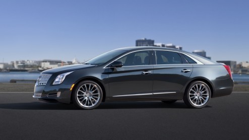 Cadillac heeft in Los Angeles de nieuwe XTS onthuld; een flinke sedan die volgend jaar in de VS en Canada op de markt komt. Daarna is Europa (en dus ook ons land) aan de beurt. De verwachtingen zijn h